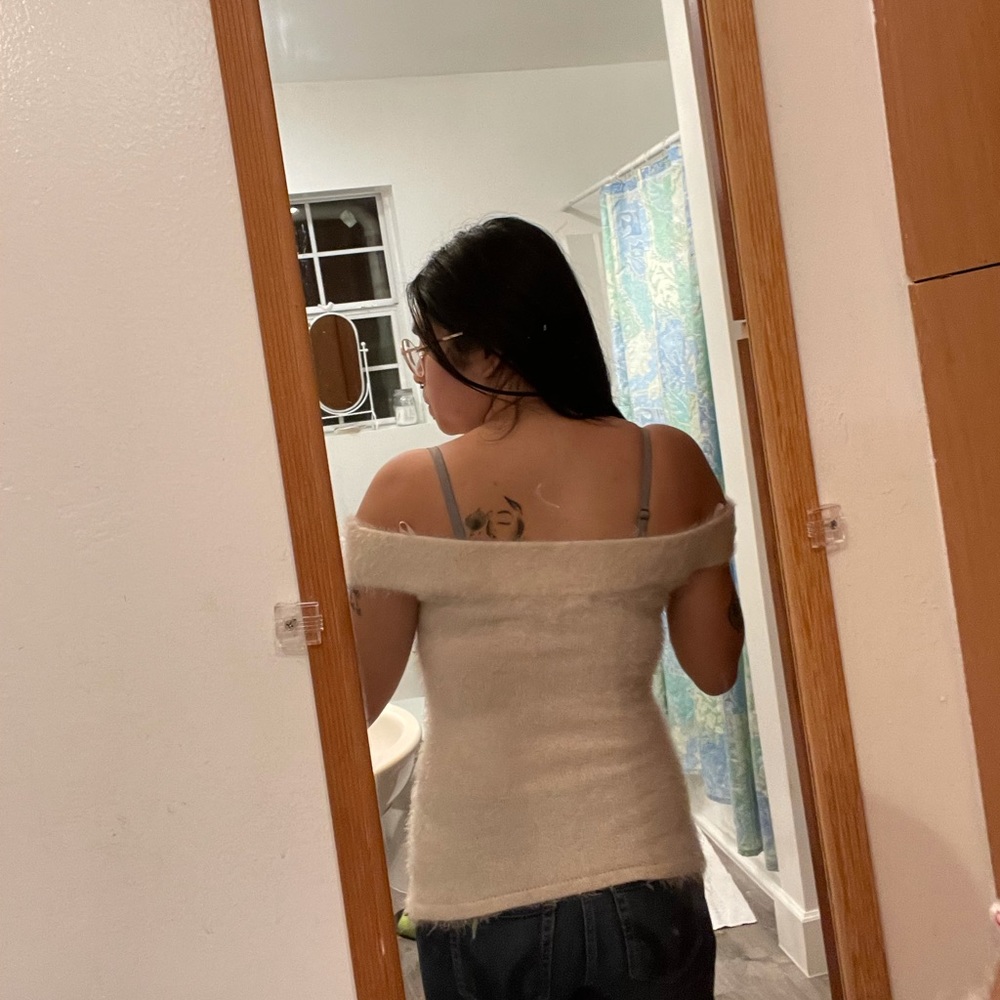 Top - Picture 5 of 5